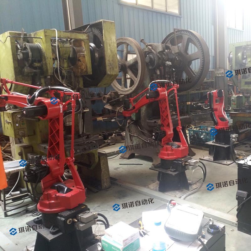 沖壓機(jī)械手 沖壓機(jī)械手
