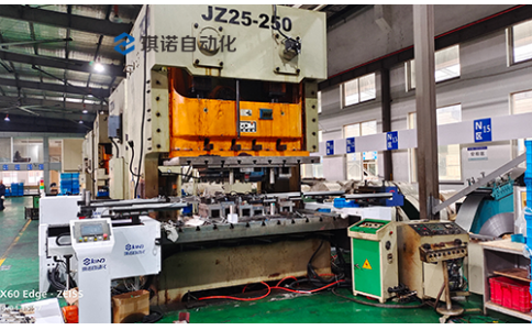 250T沖床三次元機(jī)械手,BYD新能源汽車(chē)