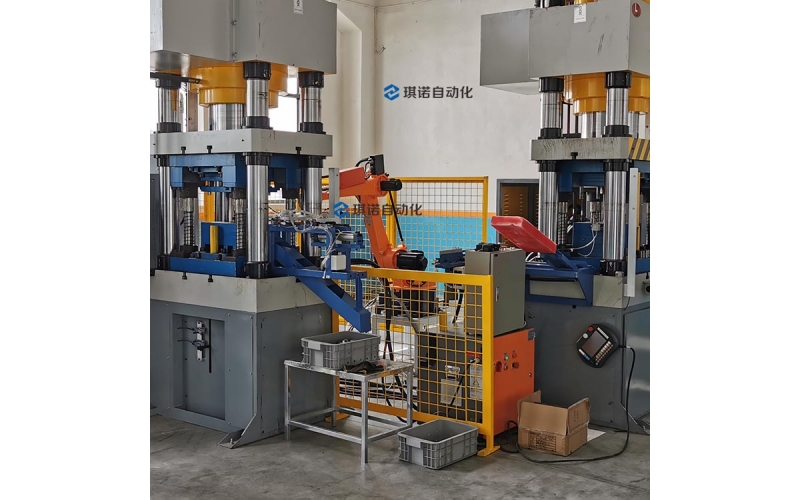 國內(nèi)品牌和國外品牌的沖壓機(jī)械手，該如何選擇？